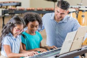 Ateliers parascolaires piano école musique